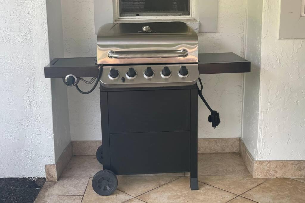 Cheerfull 4/Bed/ 3 Bath / Pool / Best Location North North Naples Kültér fotó