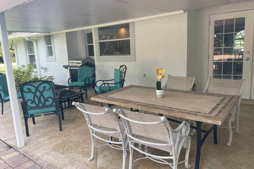 Cheerfull 4/Bed/ 3 Bath / Pool / Best Location North North Naples Kültér fotó